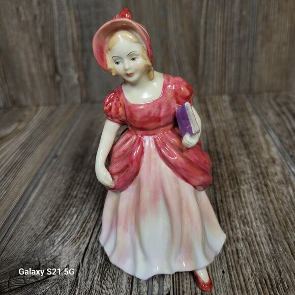Vintage Paragon Figurine Miss Pamela, Bone China England - Picture 3 of 7